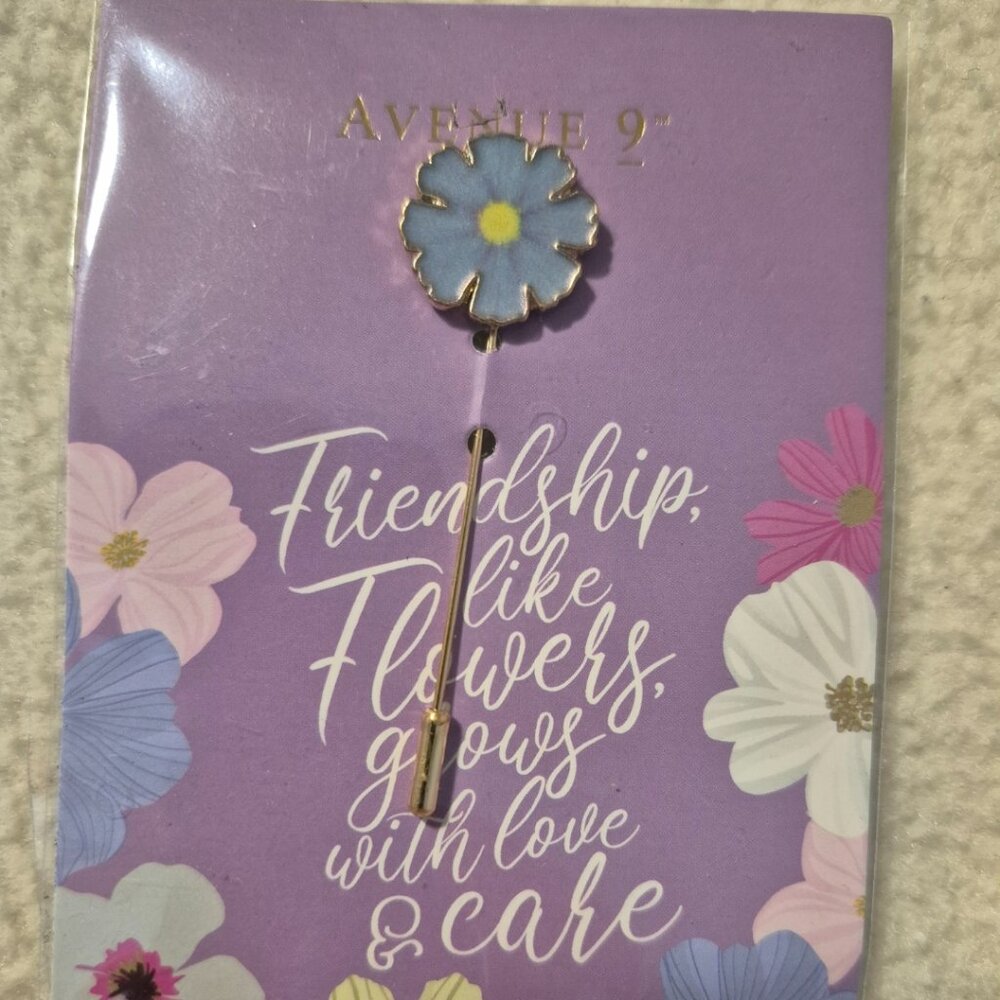 Friendship Flower Pin